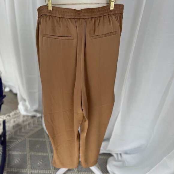 Express High Waist Cropped Satin Pants in Gold - Size XL - Picture 5 of 8
